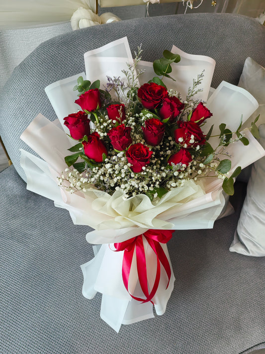 Timeless Dozen Red